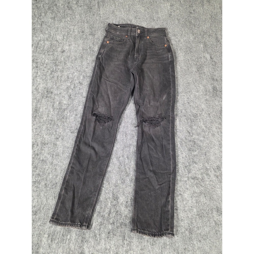 Womens 000 Short Jeans Straight Black Ripped Knee American Eagle Strigid